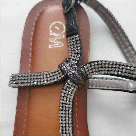 C&M Aria Silver Jeweled Studded Black Flat Thong Sandals Size 8.5 NWT - Picture 3 of 5